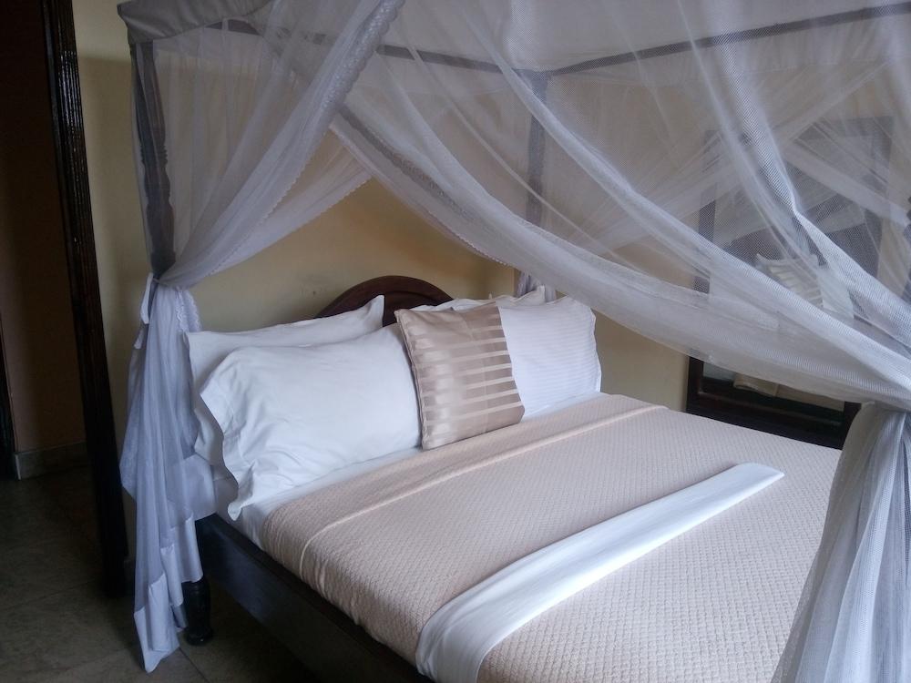 Transit Airport B&B Dar es Salaam Eksteriør billede