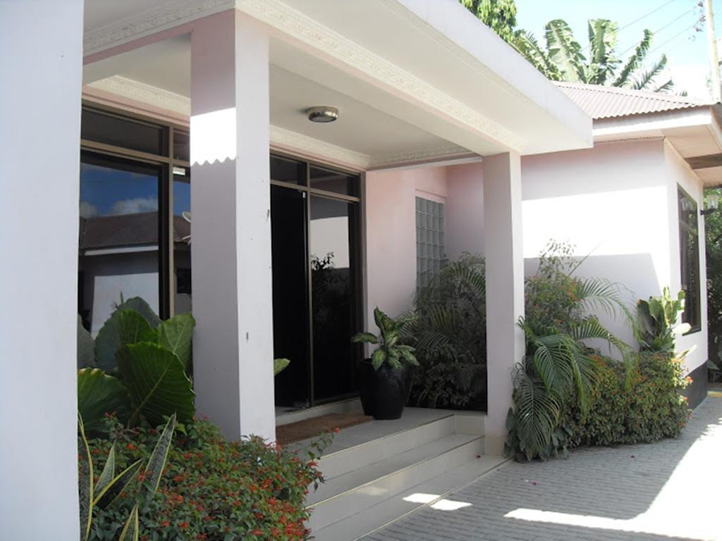 Transit Airport B&B Dar es Salaam Eksteriør billede